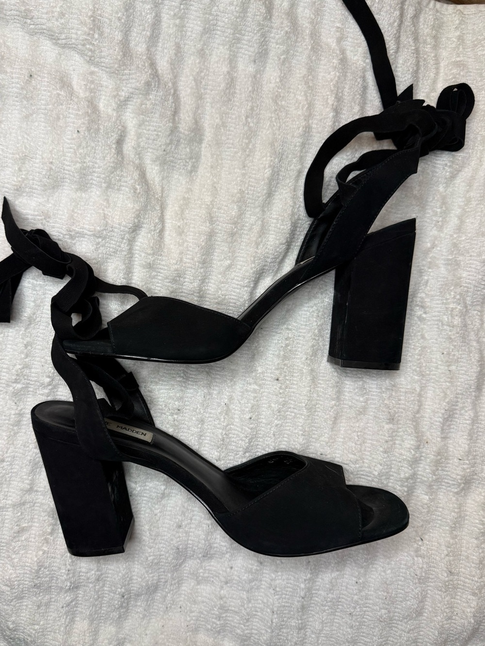 Steve Madden Black Lace Up Block Heel Sandals Women’s Size 11 - Picture 2 of 5